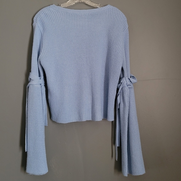 silence + noise Blue Sweater with Bell Sleeves and Strings. Size S - Picture 3 of 6